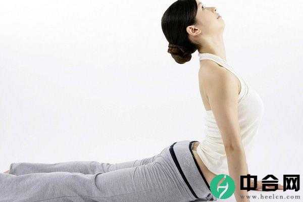 睡前做什么瑜伽动作好？这些动作等于跑步1小时？(3)