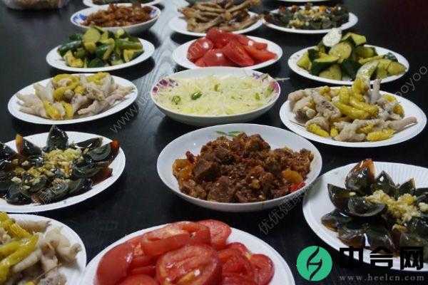 春节回家吃吃喝喝？春节怎么预防食物中毒？(1)