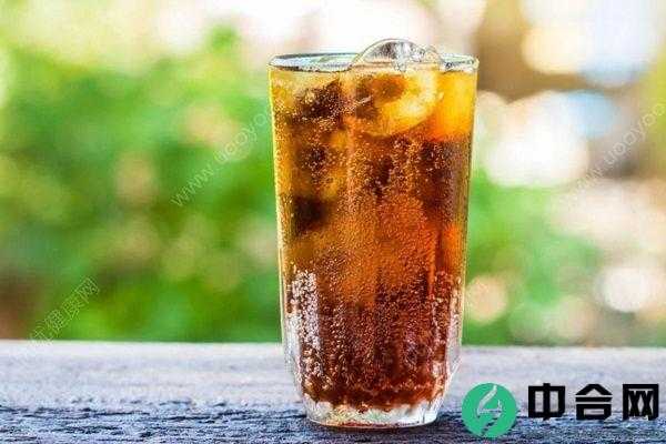 饮料零食真的不健康吗？这些常见的饮料危害大(1)
