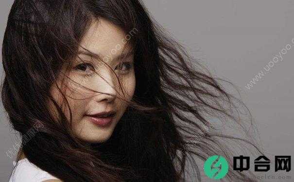 洗头时头发一掉一大把，这些食物有效缓解脱发！(1)