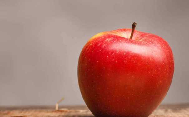 夏天熬夜吃哪些食物能够排毒？经常熬夜的七大危害(1)